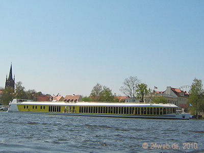 Weisse Flotte Potsdam, Fahrgastschiff MS Sanssouci